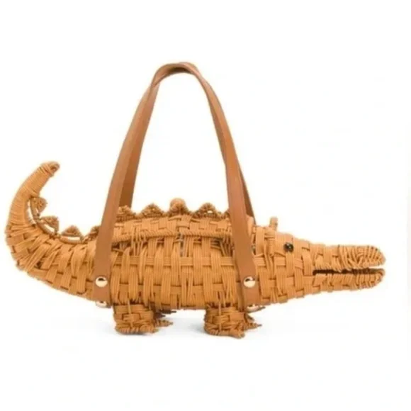 Viral Rare Tommy Bahama Crocodile clutch novelty statement bag - Picture 1 of 10